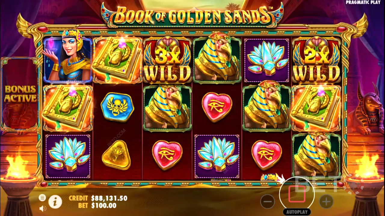 Simbol Wild Pengali muncul di slot online Book of Golden Sands