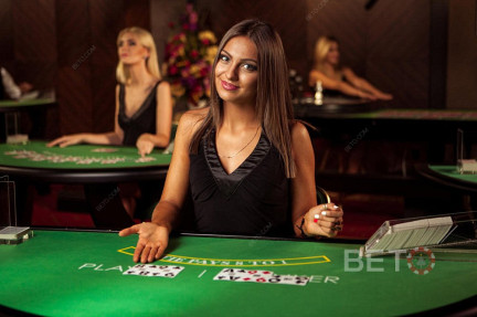 Uji kemampuan Anda di kasino blackjack online. Mainkan Blackjack melawan dealer sungguhan.