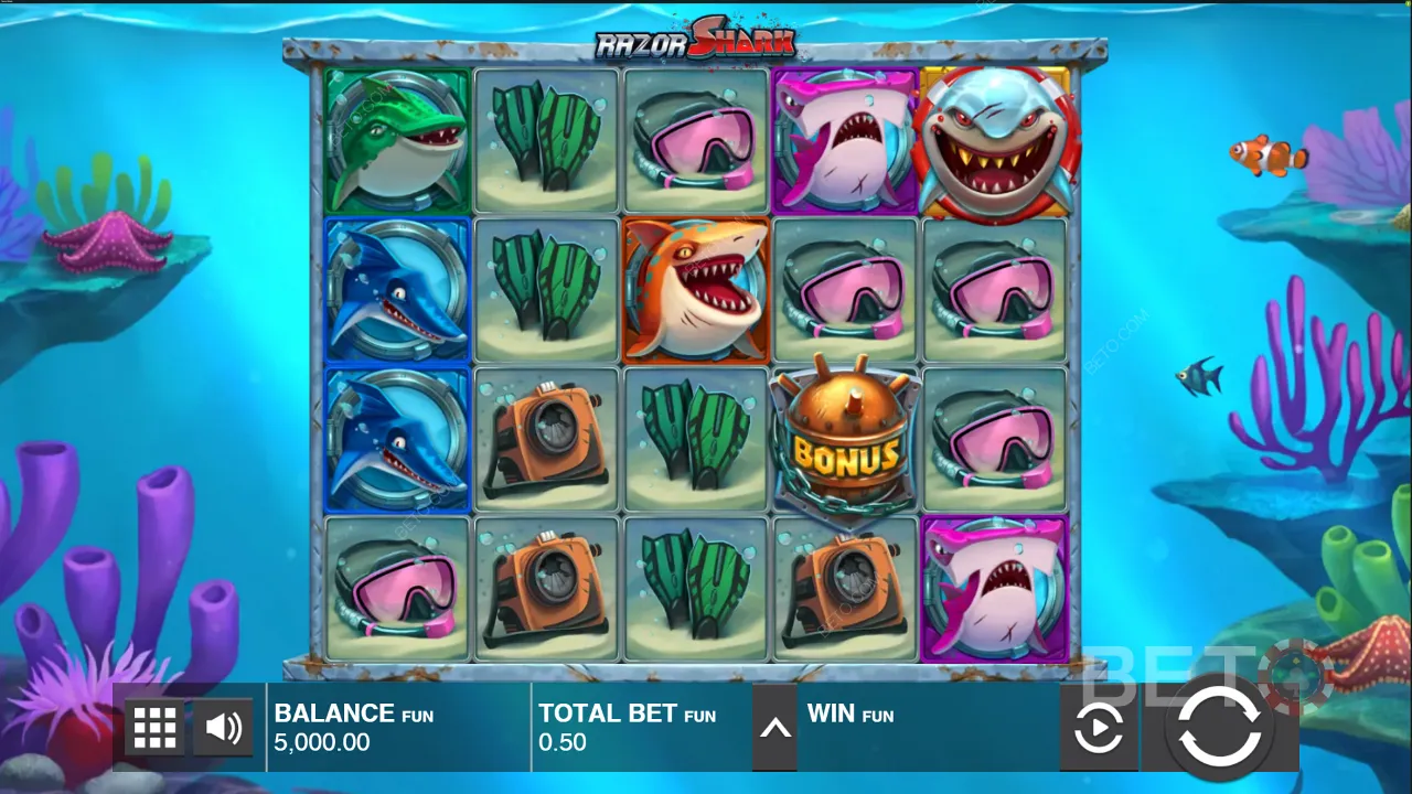 Gameplay dari mesin slot Razor Shark
